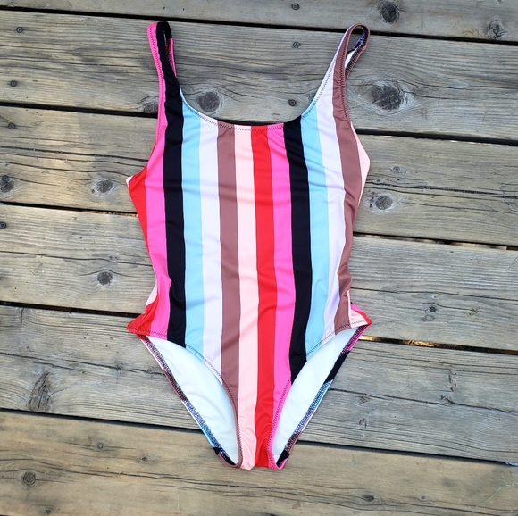 SOLID & STRIPED Other - NWOT Solid and Striped The Anne Marie Swimsuit